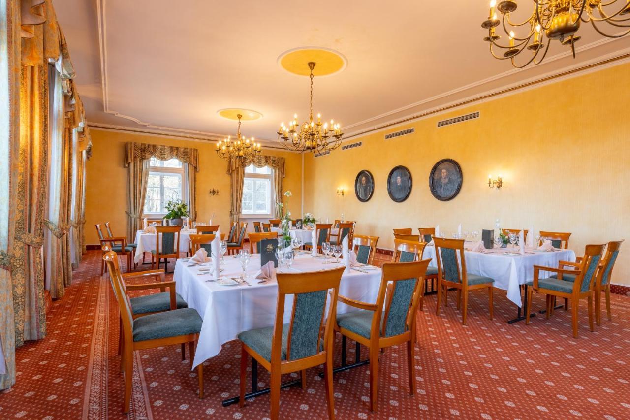 Jagdschloss Hotel Niederwald ฮูเดสไฮม์ แอม ไฮน์ ภายนอก รูปภาพ
