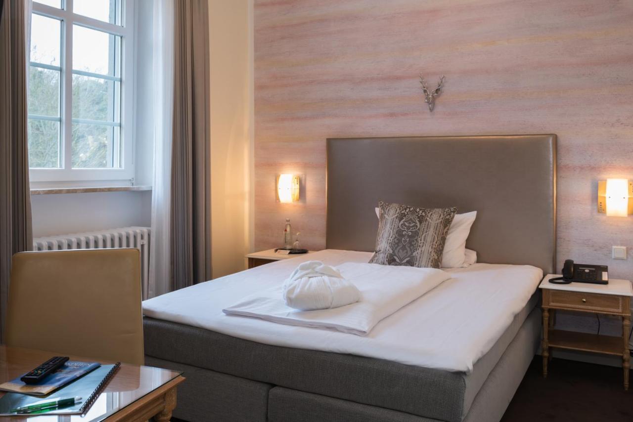 Jagdschloss Hotel Niederwald ฮูเดสไฮม์ แอม ไฮน์ ภายนอก รูปภาพ